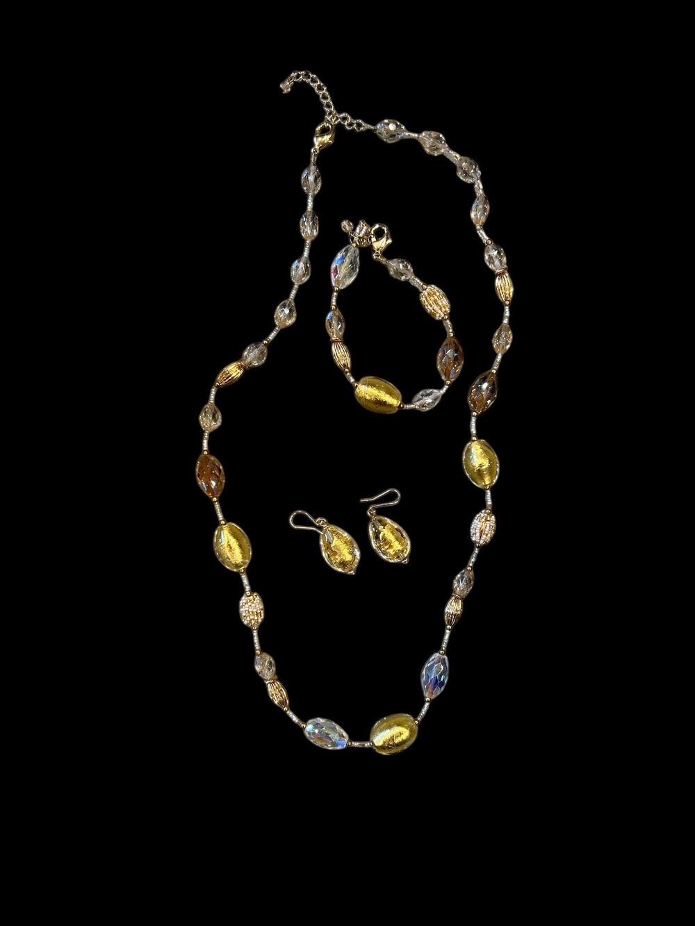 Vintage Gold plated, stainless white & gold Murano glass Marquise necklace
SET